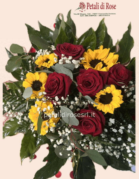 Bouquet di girasoli e rose rosse